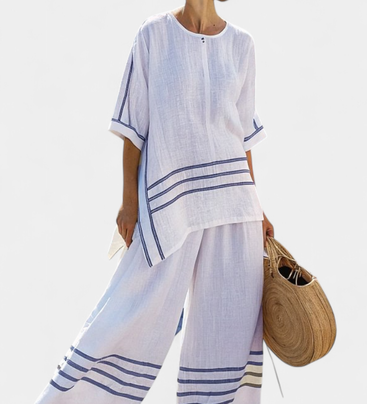 Salopeta s širokim prugama i asimetričnim rezom - moderno i udobno stil