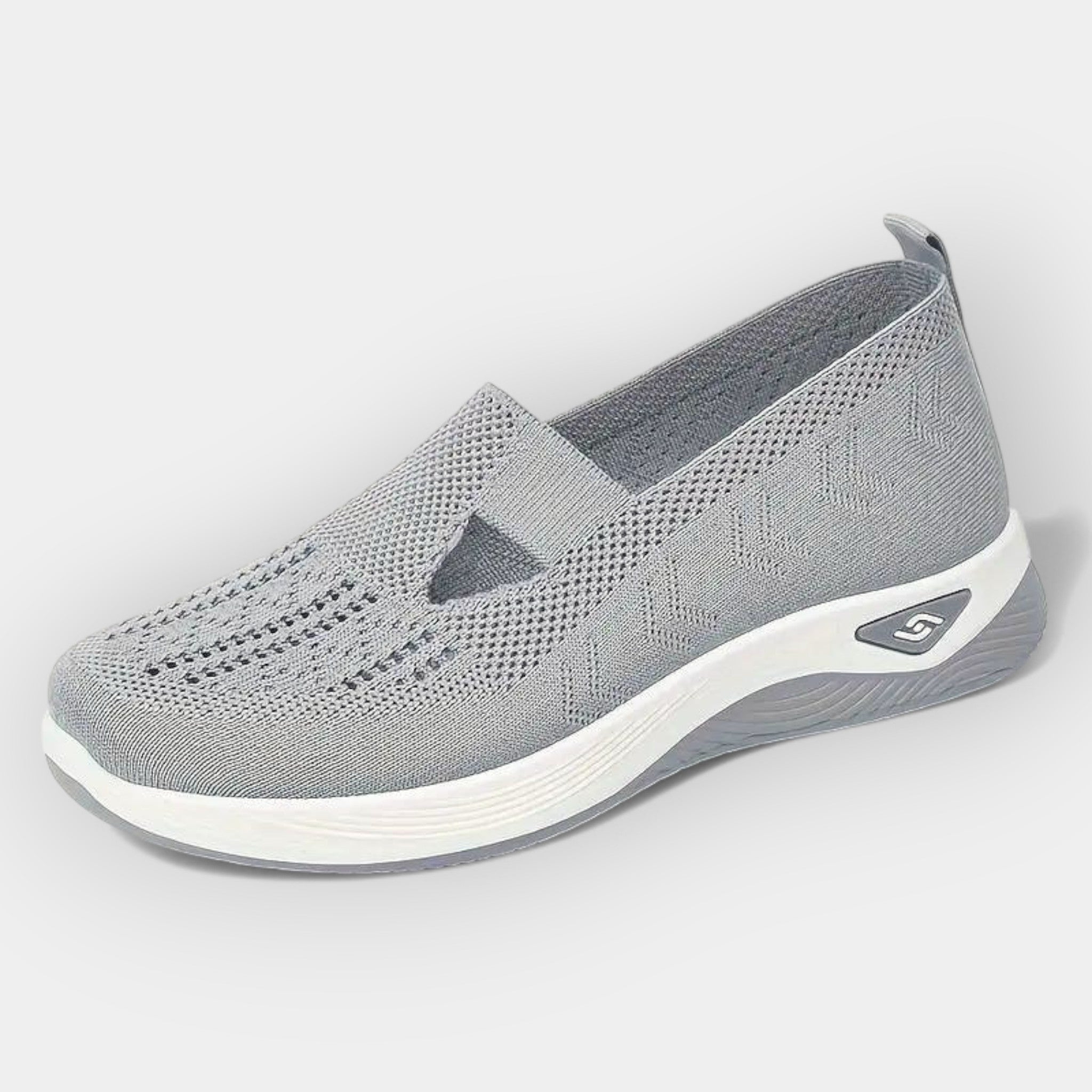 Anatomske Cipele s Prozračnim Dizajnom