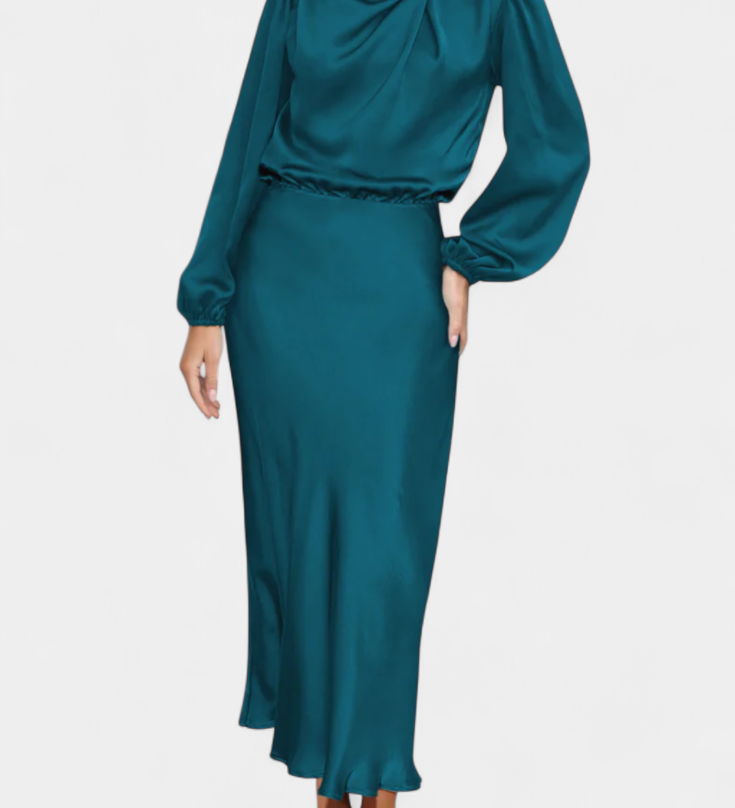 Marija Maxi Haljina s Visokim Ovratnikom i Cvjetnim Detaljima