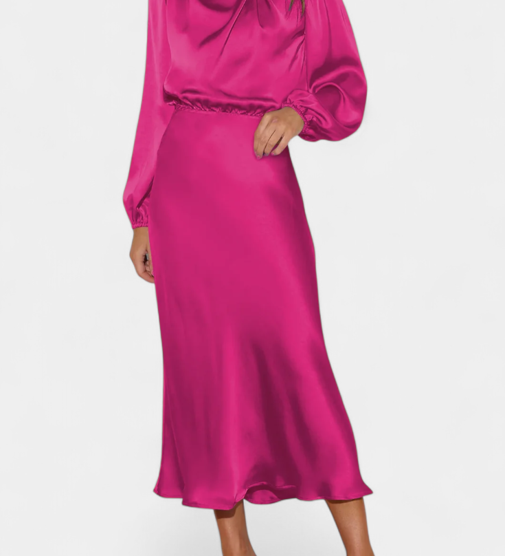 Marija Maxi Haljina s Visokim Ovratnikom i Cvjetnim Detaljima